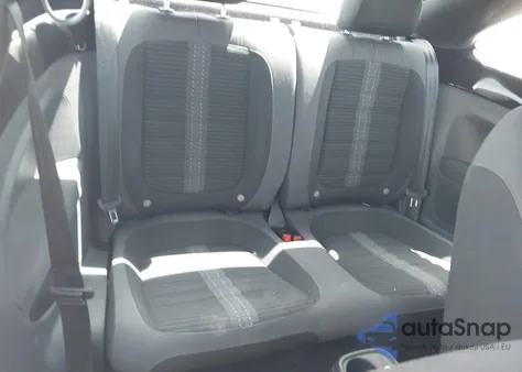 2012 Volkswagen Beetle 2.0T Turbo z USA, uszkodzony, nr VIN 3VWVA7AT8CM666168